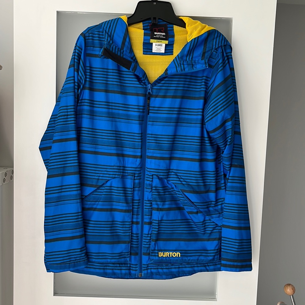 Burton wind breaker jacket size XL
